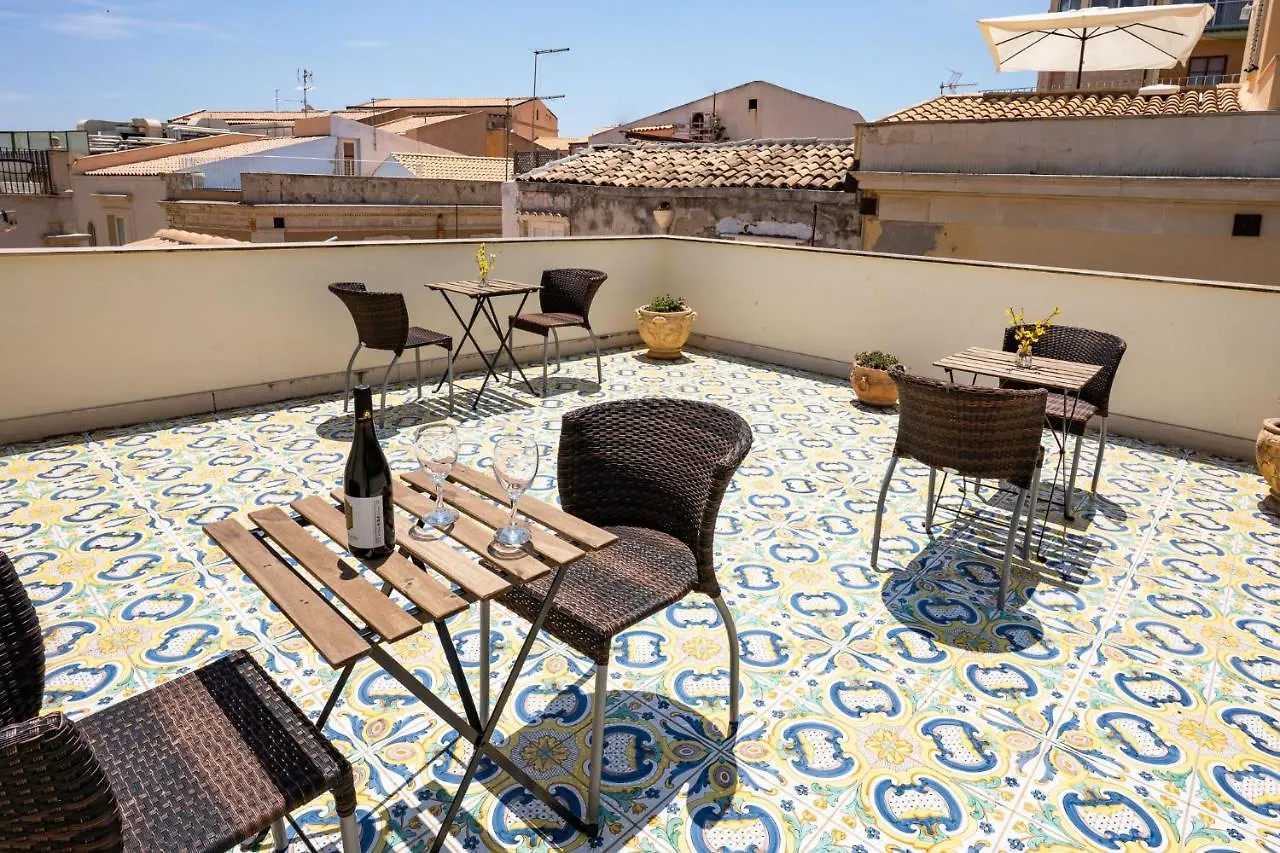 Ares Rooms Ortigia Syracuse 3*,