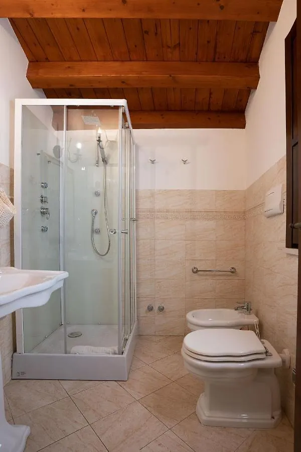 Ares Rooms Ortigia Syracuse Italy