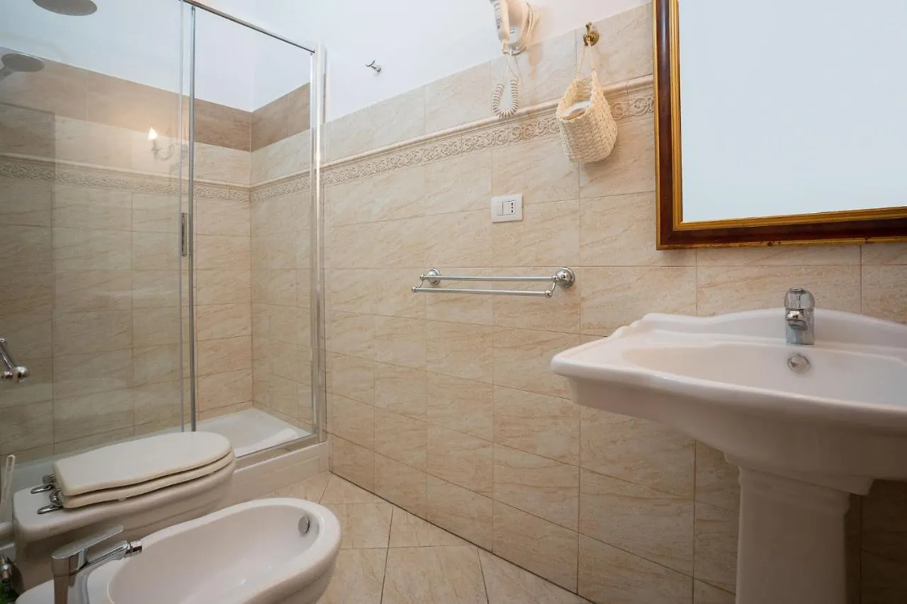 Ares Rooms Ortigia Syracuse 3*,  Italy