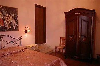 Ares Rooms Ortigia Syracuse 3*,